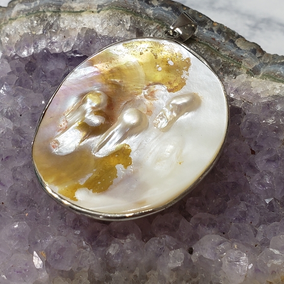 Shell Pendant!!! - Picture 8 of 8